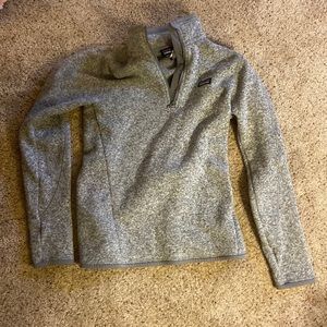 Patagonia small gray pullover